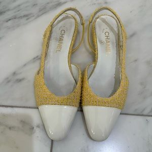 Chanel sling back flat in a yellow tweed